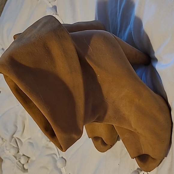Fall Vince Camuto camel color suede open toe booties - Picture 1 of 5